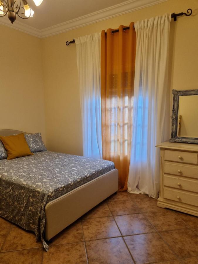 Vacaciones De Lujo.Chalet Piscina Y Playa.El Puerto Эль-Пуэрто-де-Санта-Мария Экстерьер фото