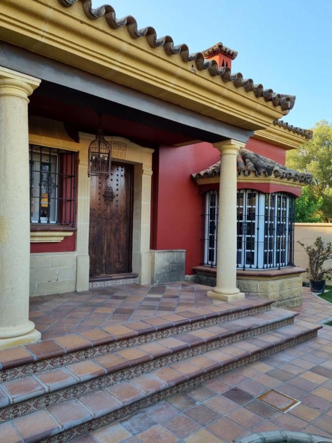 Vacaciones De Lujo.Chalet Piscina Y Playa.El Puerto Эль-Пуэрто-де-Санта-Мария Экстерьер фото