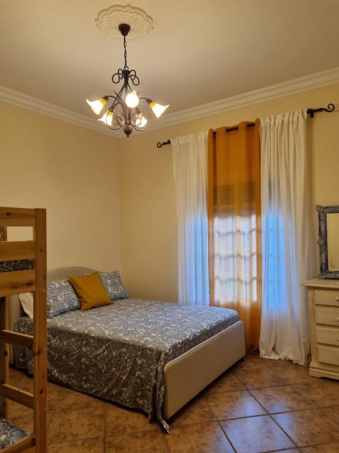 Vacaciones De Lujo.Chalet Piscina Y Playa.El Puerto Эль-Пуэрто-де-Санта-Мария Экстерьер фото